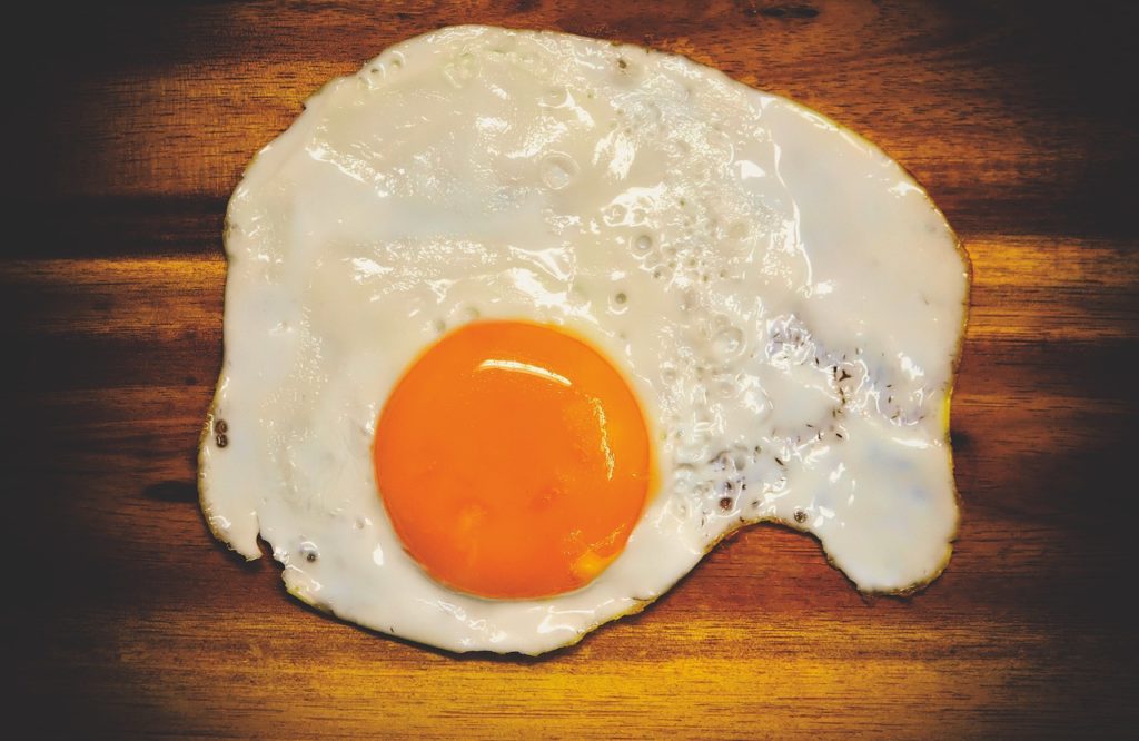 Pečeno jaje na oko koliko je zdravo